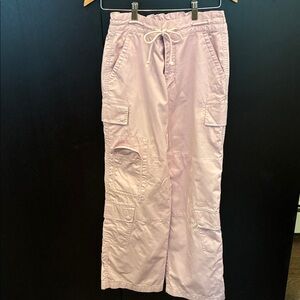 Moda International by Victoria’s Secret Light Pink 9 pocket cargo pants. Size 4